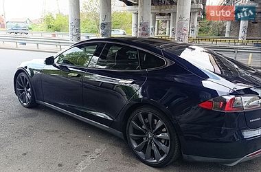 Ліфтбек Tesla Model S 2014 в Одесі