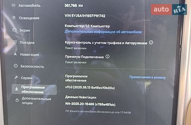 Ліфтбек Tesla Model S 2014 в Одесі