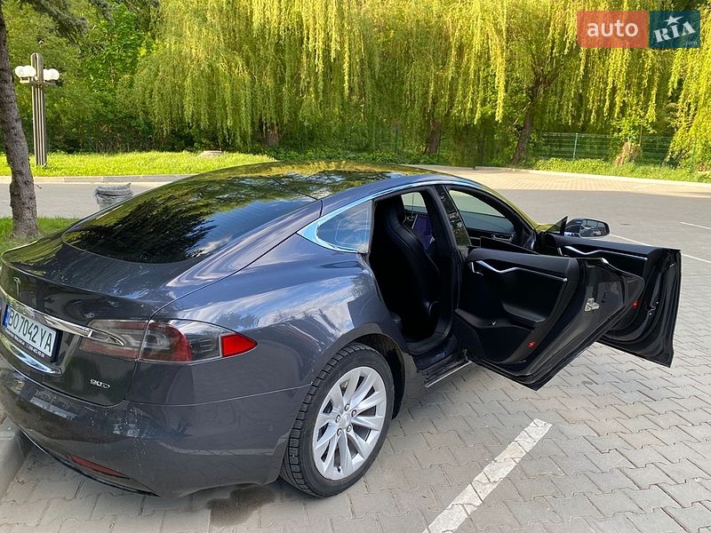 Лифтбек Tesla Model S 2016 в Тернополе фото 8 Лифтбек Tesla Model S 2016 в Тернополе