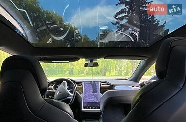Лифтбек Tesla Model S 2016 в Тернополе фото 12 Лифтбек Tesla Model S 2016 в Тернополе