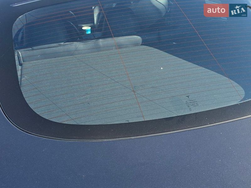 Ліфтбек Tesla Model S 2018 в Полтаві