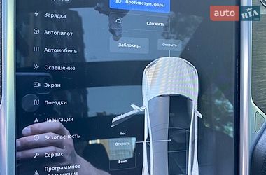 Ліфтбек Tesla Model S 2015 в Чернігові
