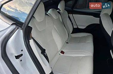 Ліфтбек Tesla Model S 2022 в Бучі