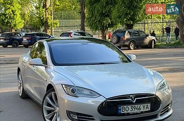 Ліфтбек Tesla Model S 2013 в Тернополі