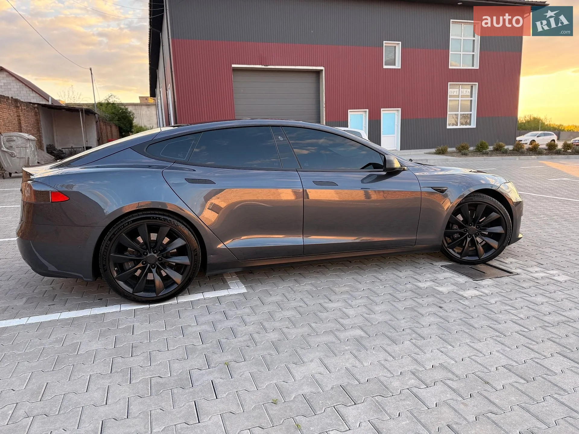 2017 Tesla Model S - мініатюра 9
