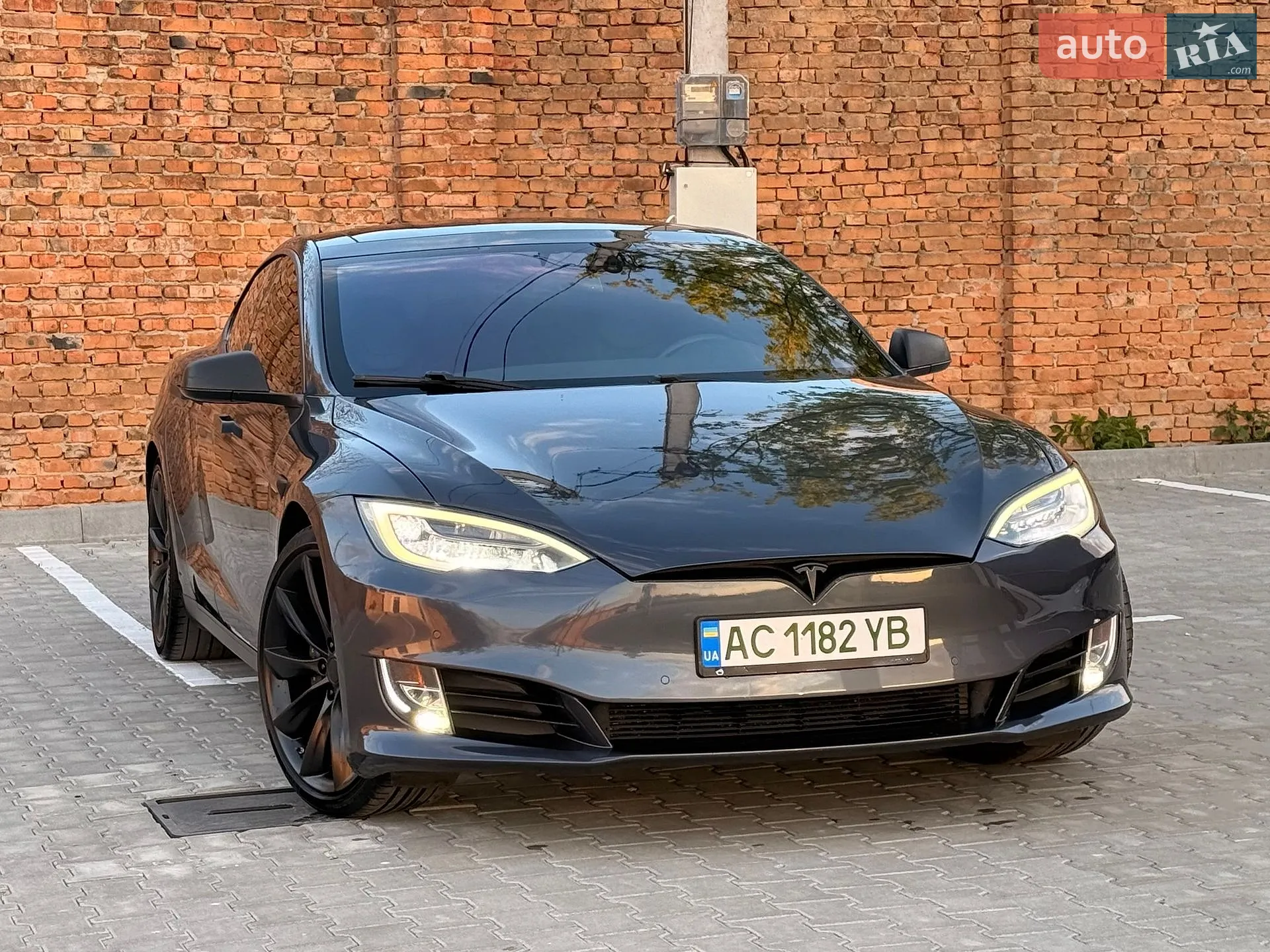 2017 Tesla Model S - мініатюра 11