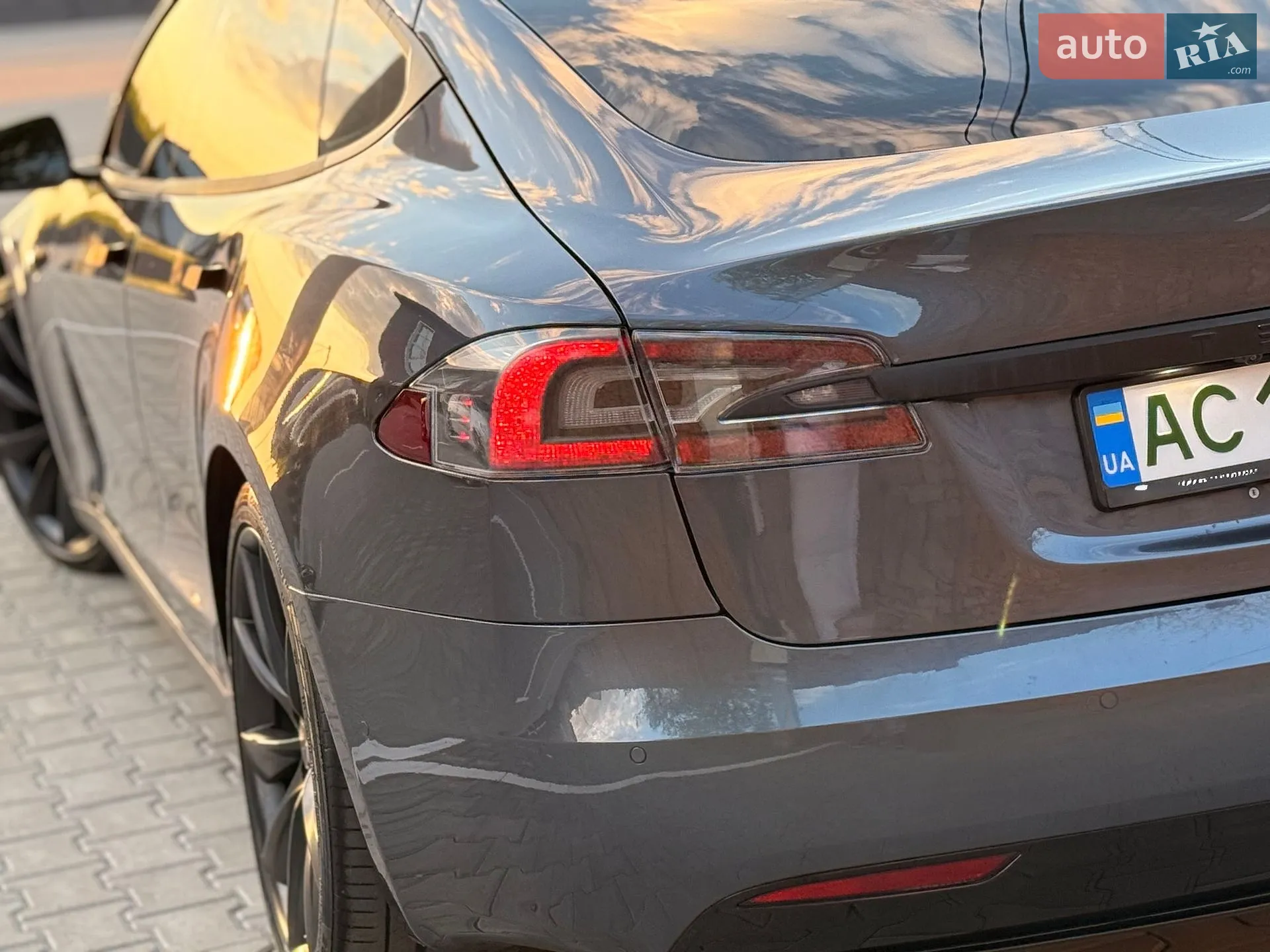 2017 Tesla Model S - мініатюра 23