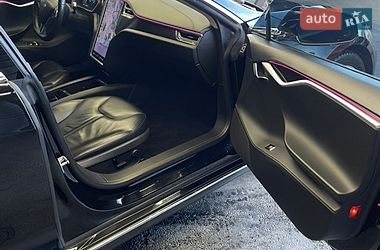 Ліфтбек Tesla Model S 2014 в Києві