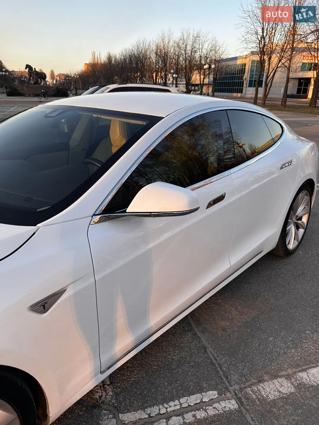 2016 Tesla Model S - мініатюра 10