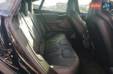 Лифтбек Tesla Model S 2016 в Львове