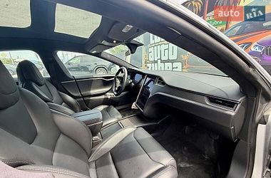 Лифтбек Tesla Model S 2018 в Львове
