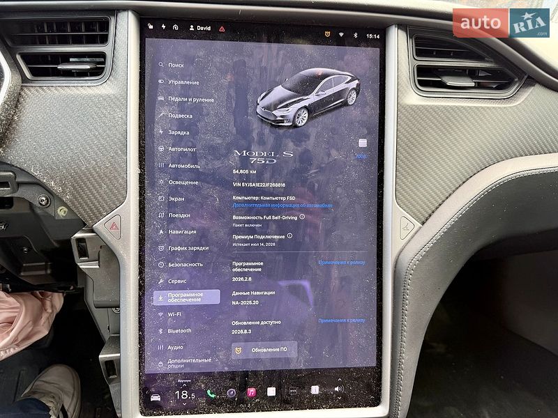 Лифтбек Tesla Model S 2018 в Львове