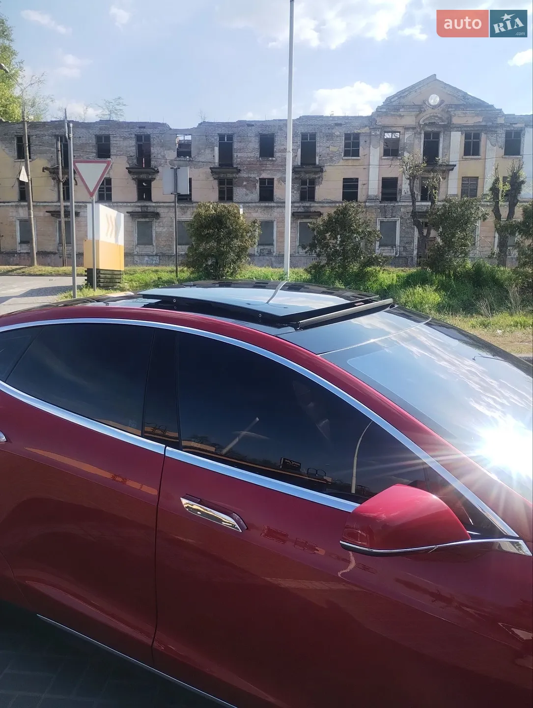 2016 Tesla Model S - мініатюра 14