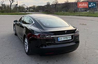 Ліфтбек Tesla Model S 2018 в Запоріжжі