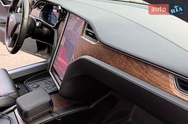 Ліфтбек Tesla Model S 2018 в Запоріжжі
