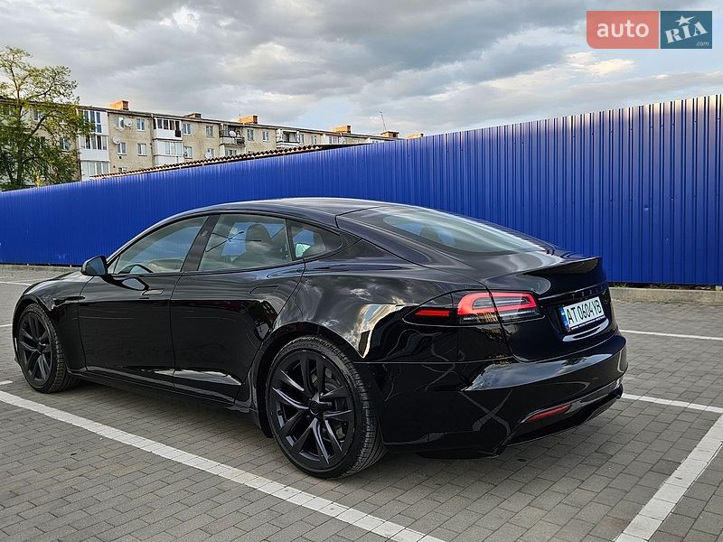 Лифтбек Tesla Model S 2024 в Калуше фото 3 Лифтбек Tesla Model S 2024 в Калуше