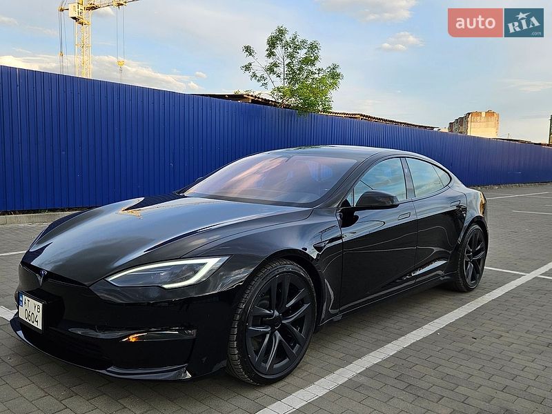 Tesla Model S 2024
