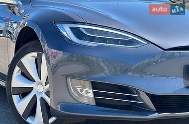 Ліфтбек Tesla Model S 2020 в Одесі