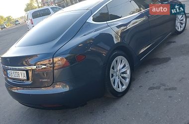Ліфтбек Tesla Model S 2018 в Хмельницькому