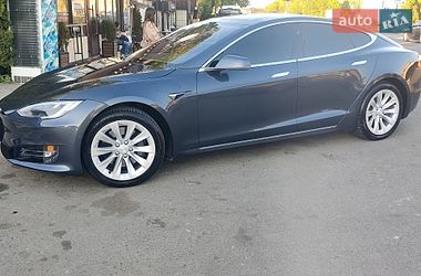 Ліфтбек Tesla Model S 2018 в Хмельницькому