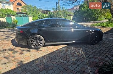 Лифтбек Tesla Model S 2015 в Одессе