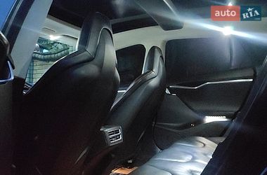 Лифтбек Tesla Model S 2013 в Коломые