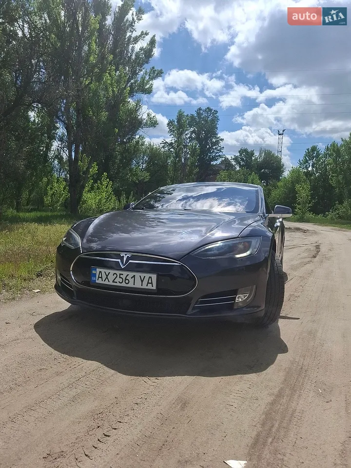 2015 Tesla Model S - мініатюра 14