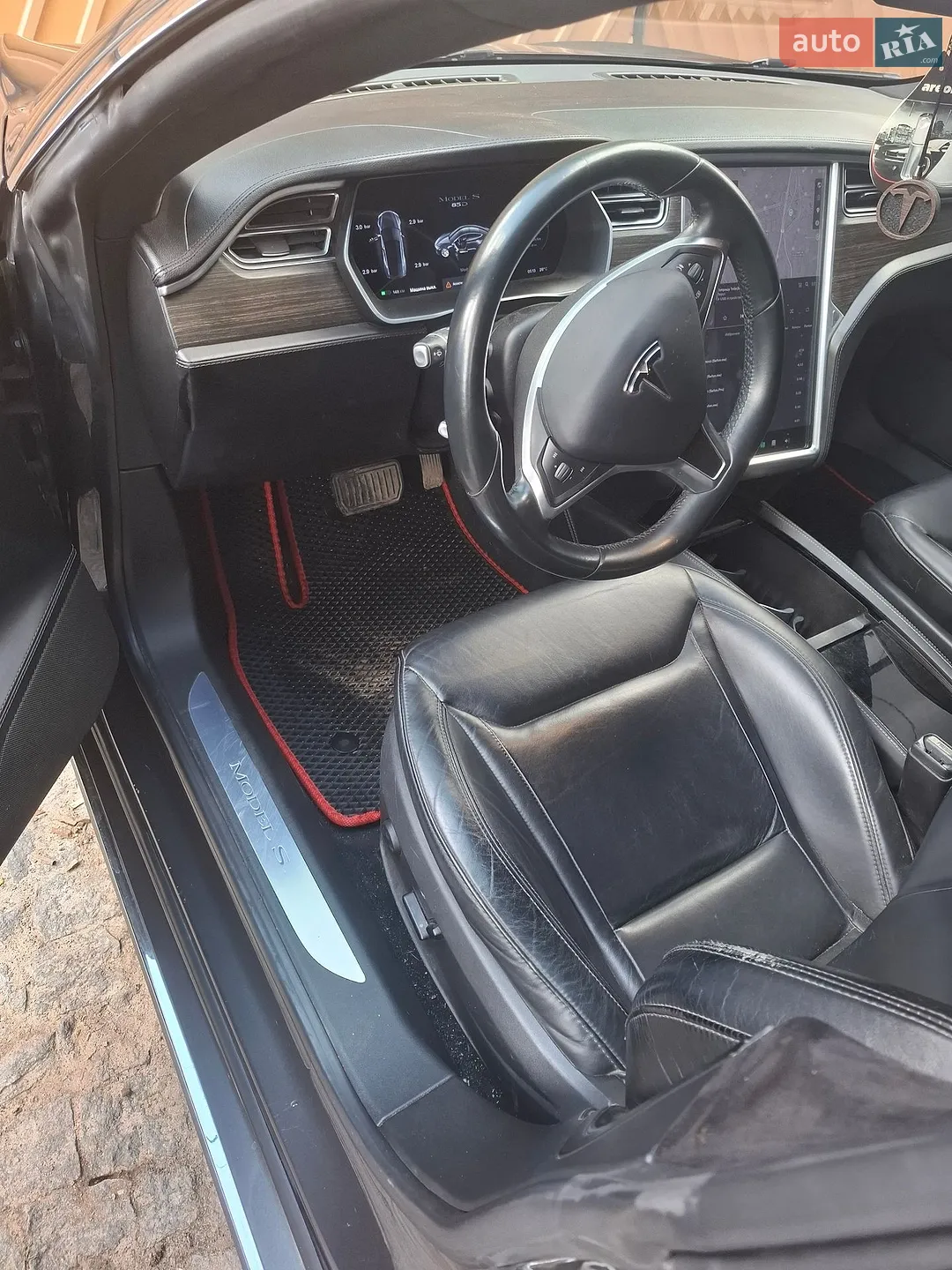 2015 Tesla Model S - мініатюра 9