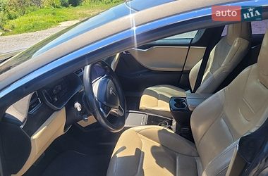 Лифтбек Tesla Model S 2016 в Каменец-Подольском