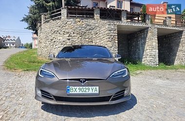 Ліфтбек Tesla Model S 2016 в Кам'янець-Подільському