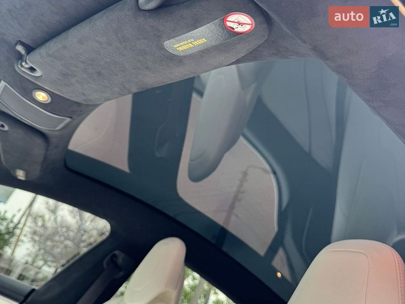 Ліфтбек Tesla Model S 2017 в Черкасах