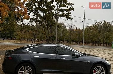 Лифтбек Tesla Model S 2014 в Харькове фото 7 Лифтбек Tesla Model S 2014 в Харькове