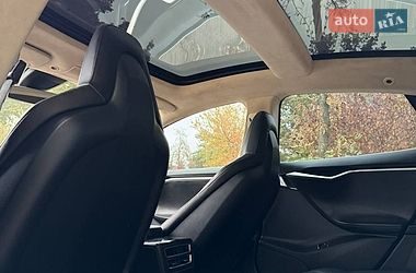 Ліфтбек Tesla Model S 2014 в Харкові