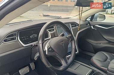 Лифтбек Tesla Model S 2014 в Ровно