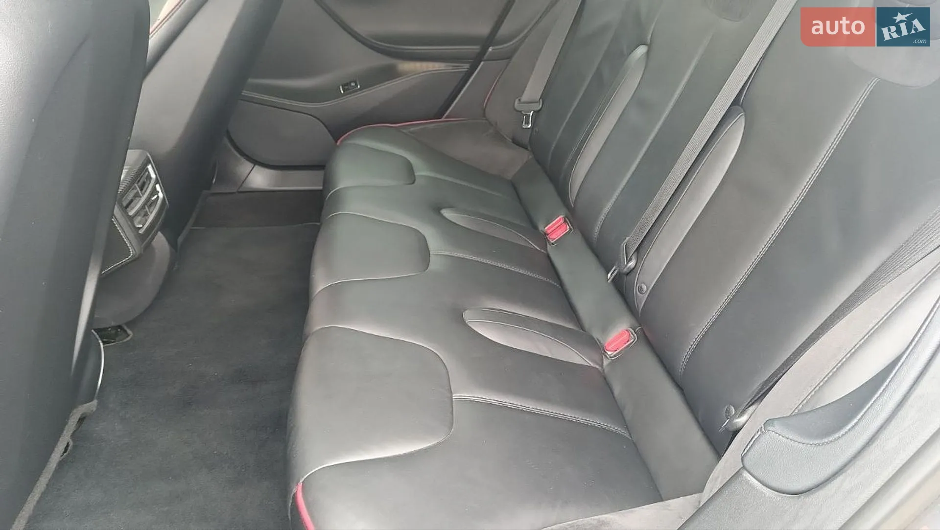 2014 Tesla Model S - мініатюра 18