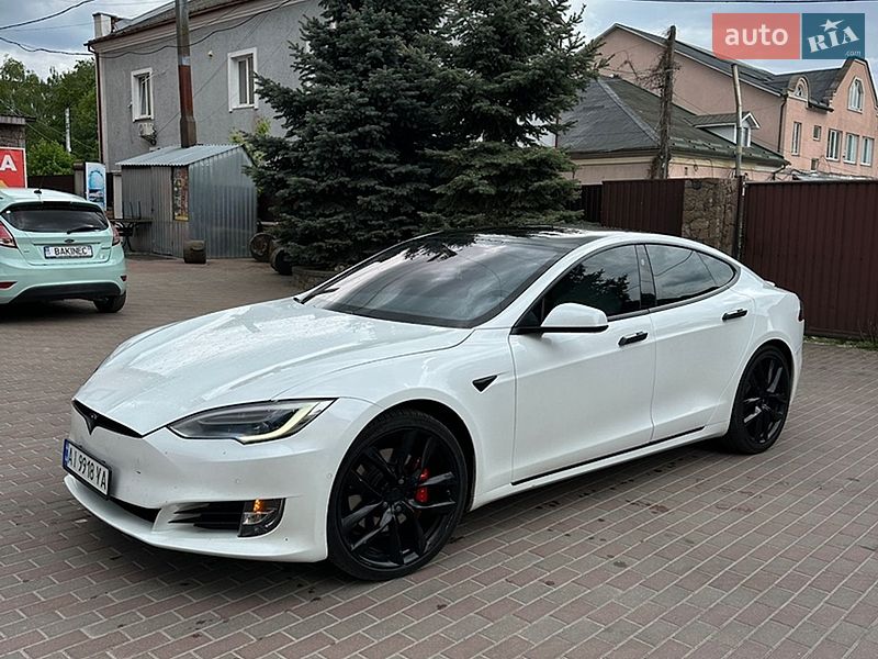 Лифтбек Tesla Model S 2018 в Василькове Лифтбек Tesla Model S 2018 в Василькове