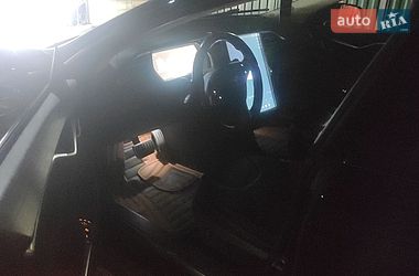 Лифтбек Tesla Model S 2013 в Коломые