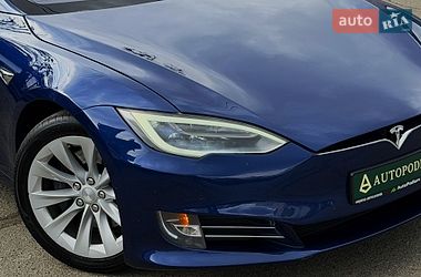 Ліфтбек Tesla Model S 2018 в Києві
