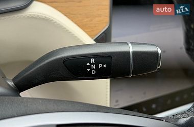 Ліфтбек Tesla Model S 2018 в Києві