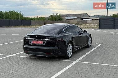 Ліфтбек Tesla Model S 2013 в Дубні