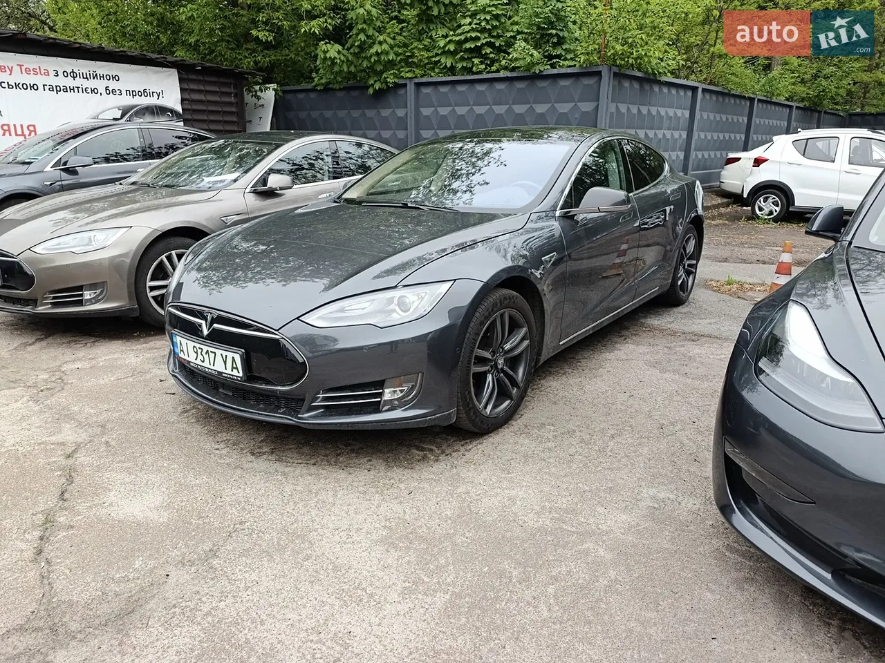 2014 Tesla Model S - мініатюра 27