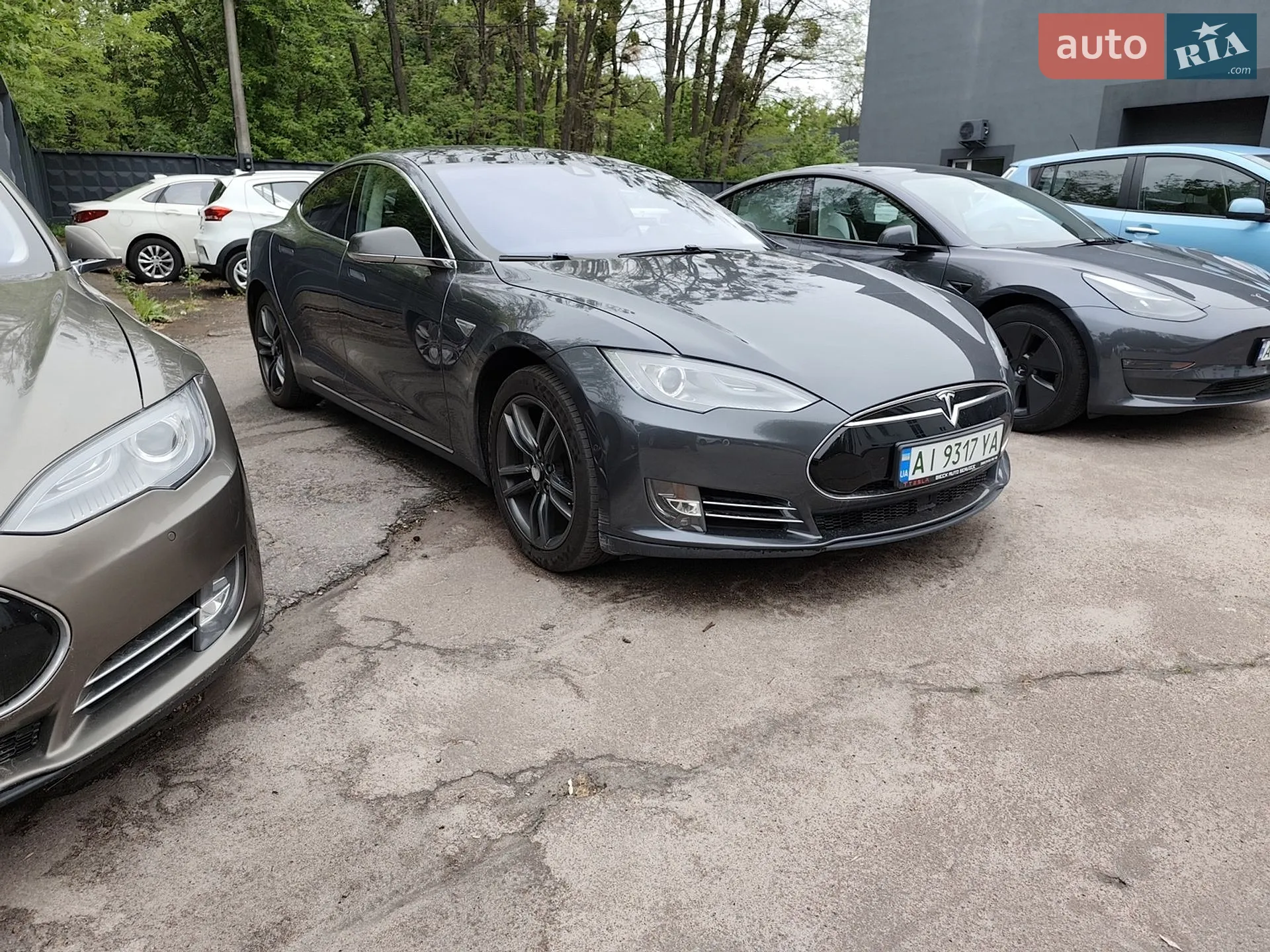 2015 Tesla Model S - мініатюра 2