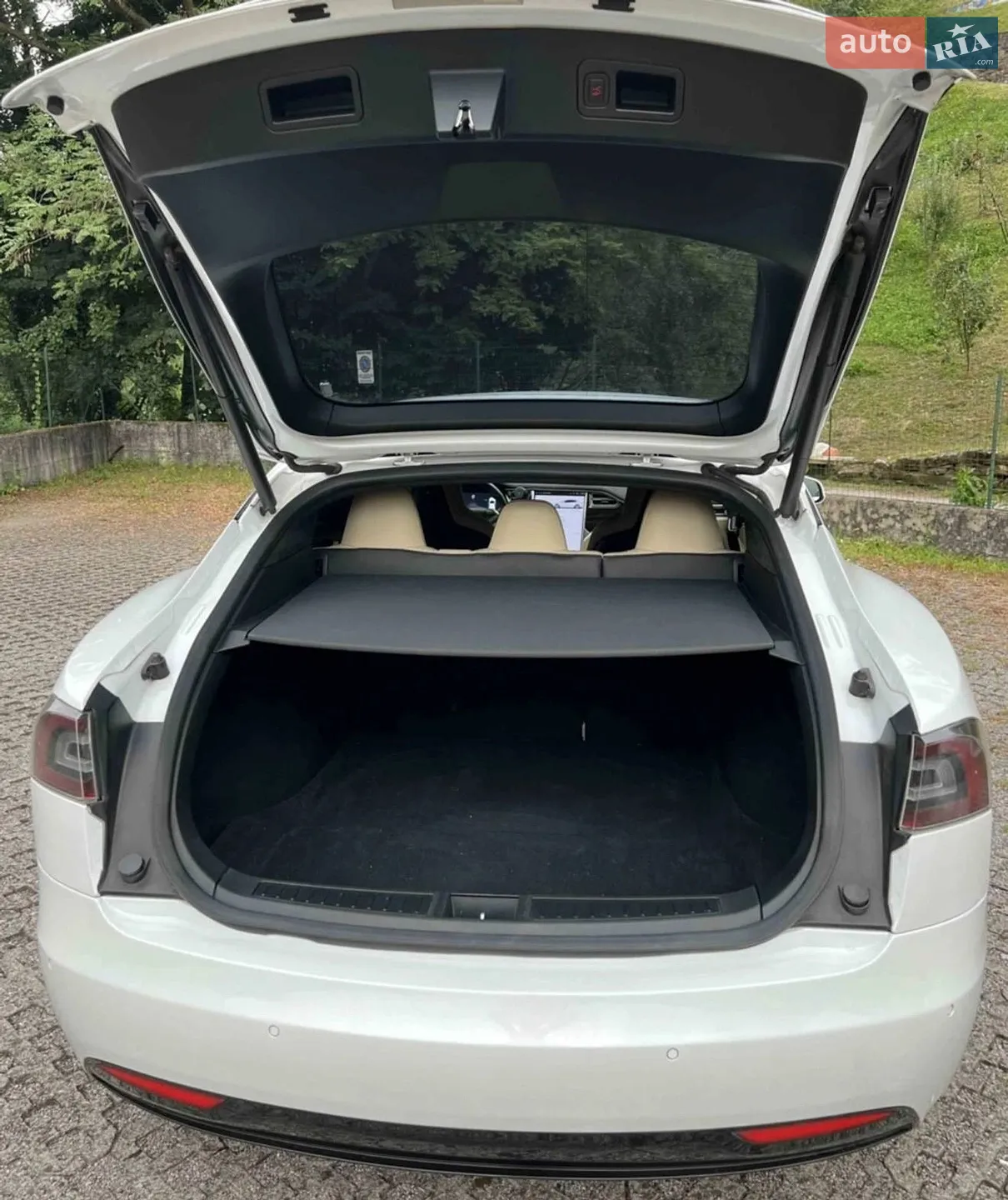2016 Tesla Model S - мініатюра 6