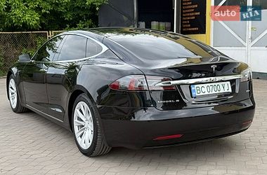 Ліфтбек Tesla Model S 2018 в Львові