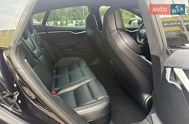 Ліфтбек Tesla Model S 2018 в Львові