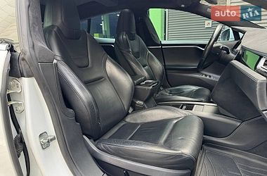 Ліфтбек Tesla Model S 2015 в Києві