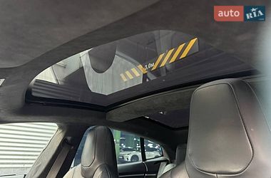 Ліфтбек Tesla Model S 2015 в Києві
