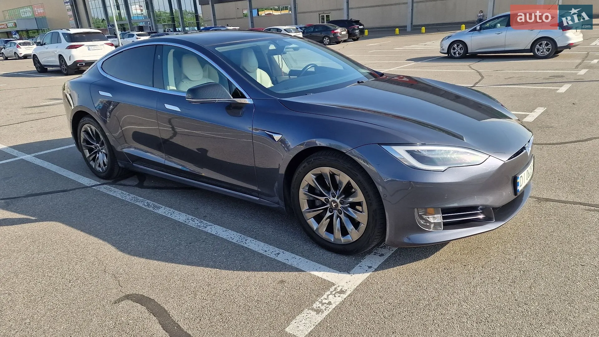 2017 Tesla Model S - фото 1