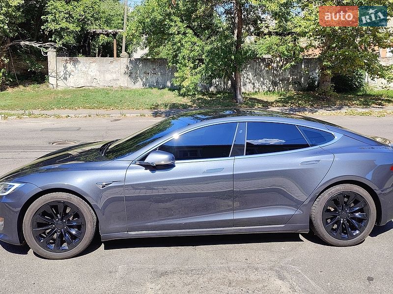 Tesla Model S 2018 Tesla Model S 2018