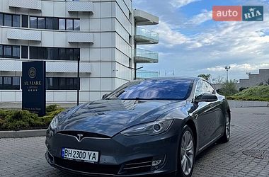 Лифтбек Tesla Model S 2014 в Черноморске